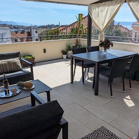 Prime Location Penthouse Apt With A Large Terrace Split Ngoại thất bức ảnh